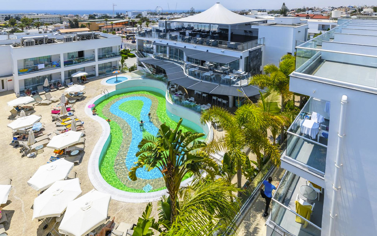 Tasia Maris Oasis Hotel