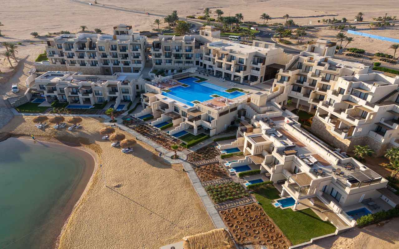 Creek Hotel & Residences