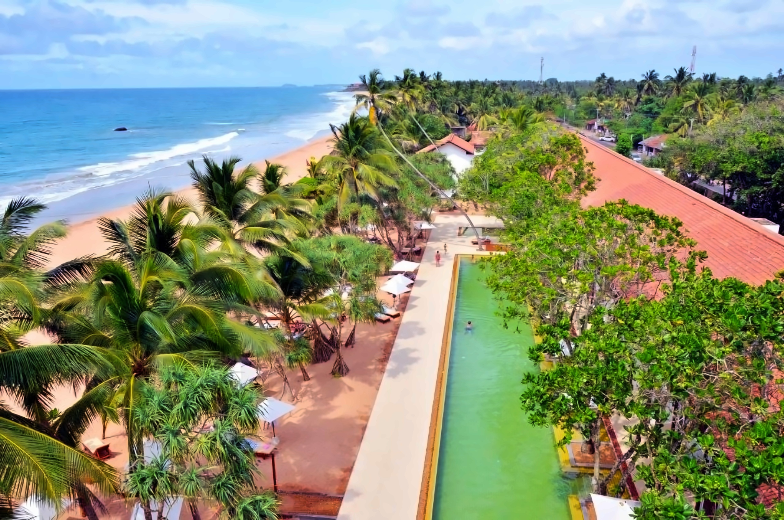 Pandanus Beach Resort & Spa