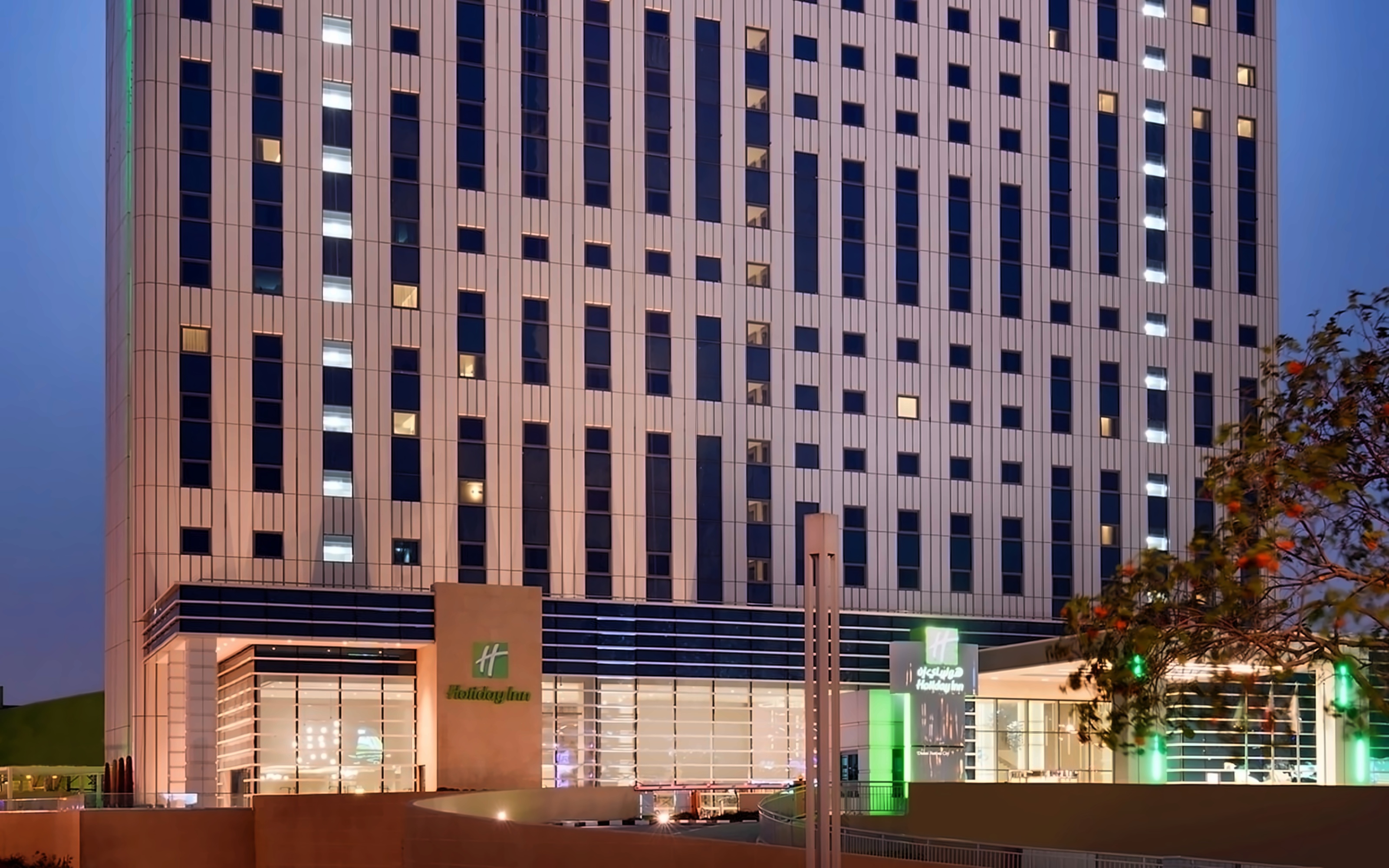 Holiday Inn Dubai Festival City
