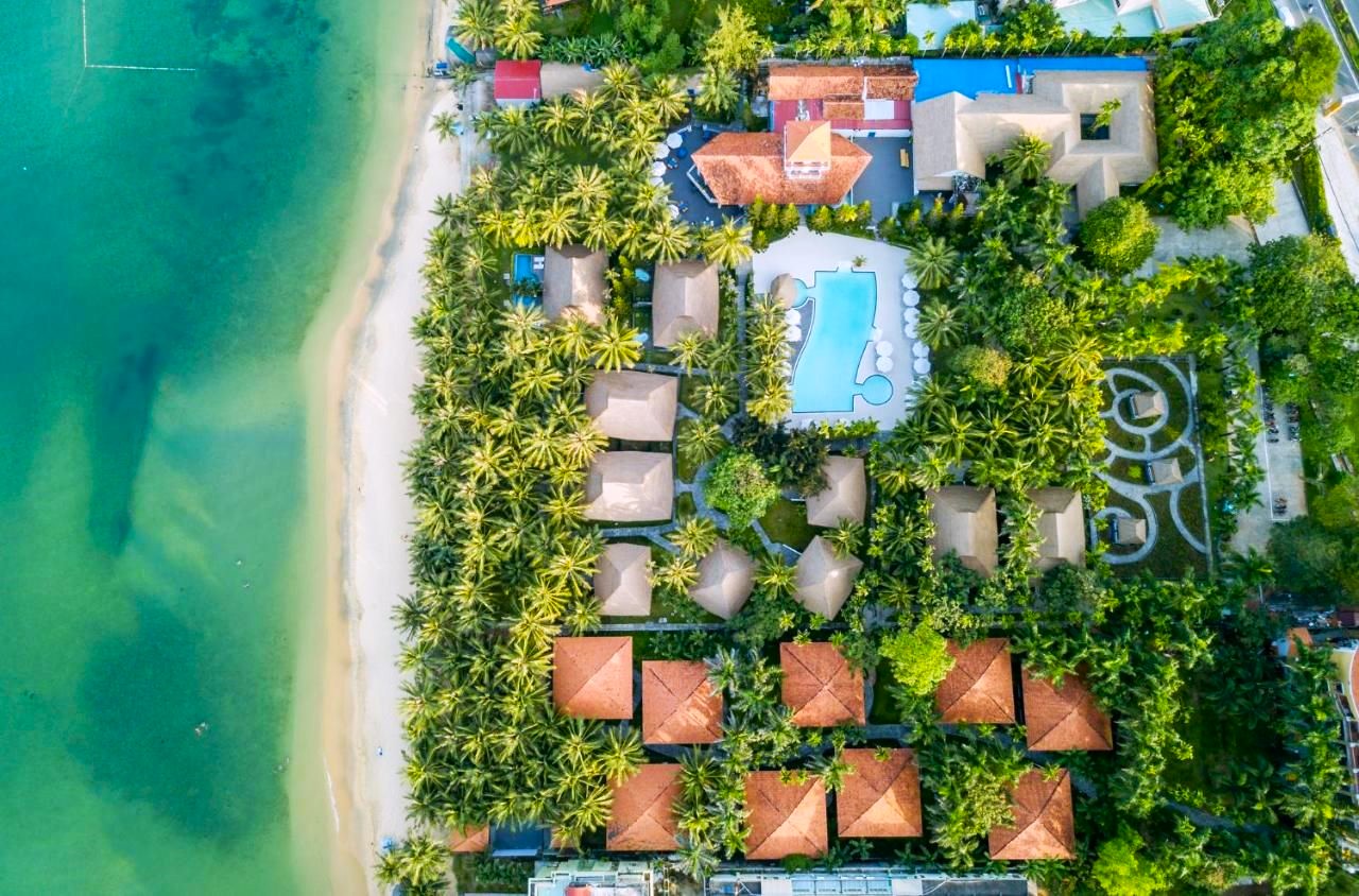 Lazure Resort and Spa