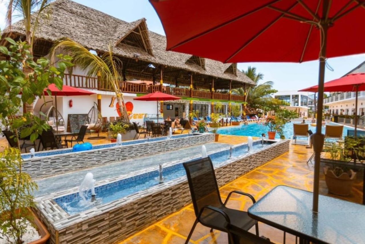 Canary Hotel & SPA