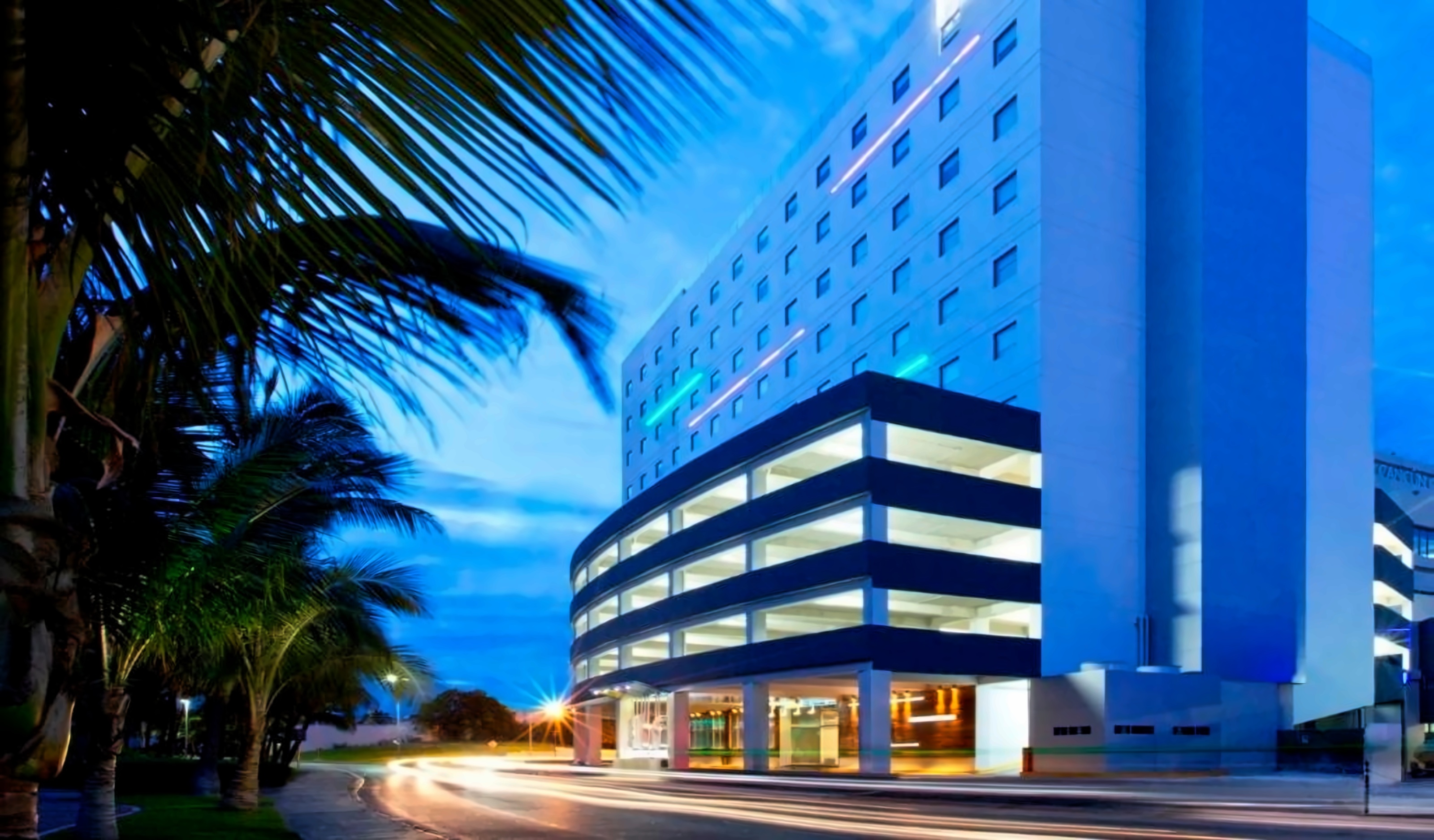 Aloft Cancun