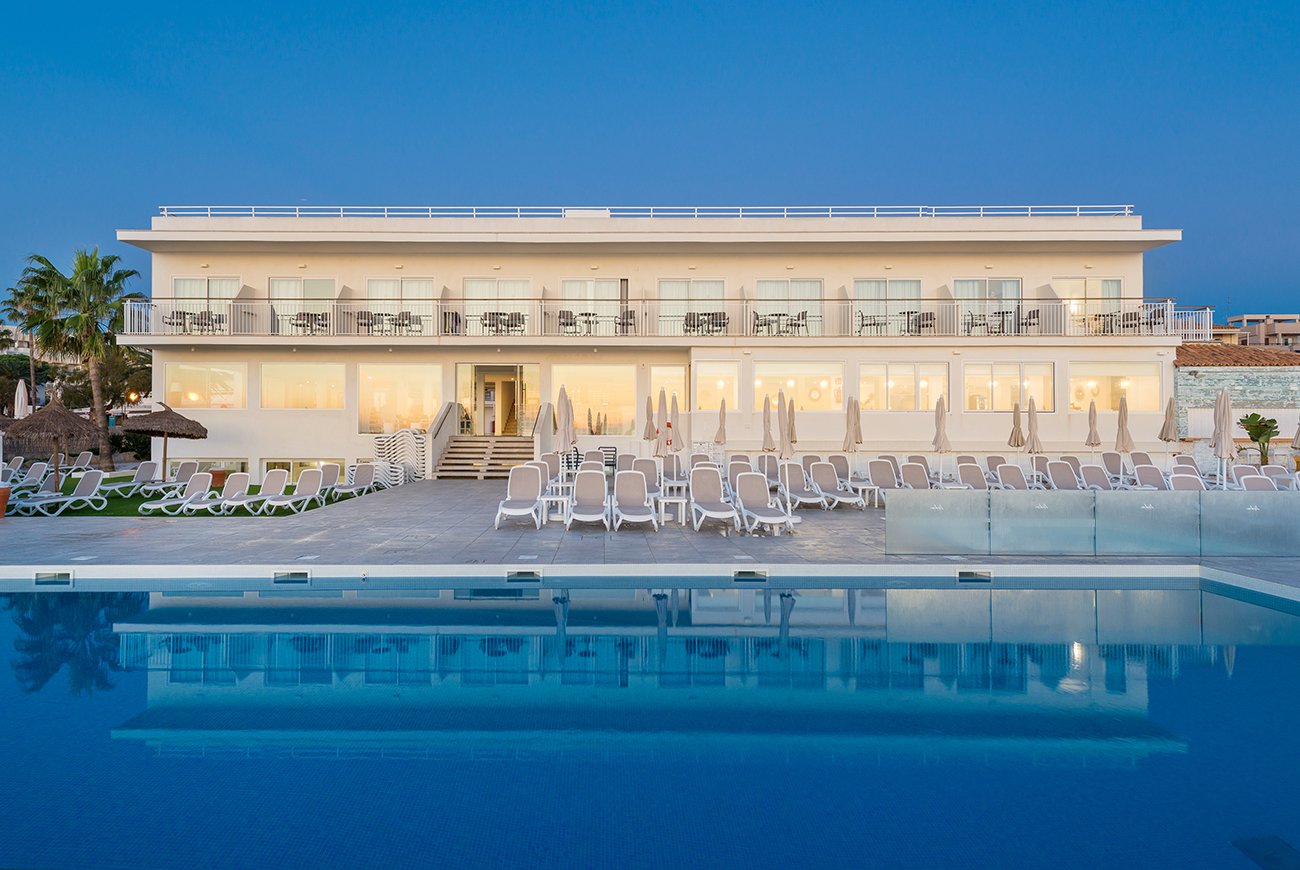 Hotel Atolon and Kaafu Beach Club